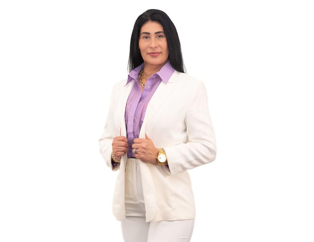 Portrait of Johana Leon